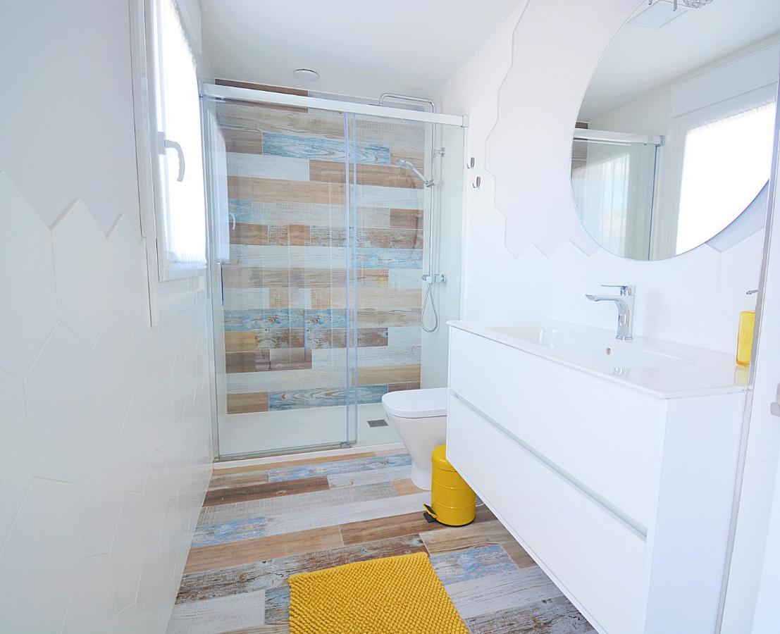 Galihost - Apartamentos Mamuela Ribadumia Exteriör bild