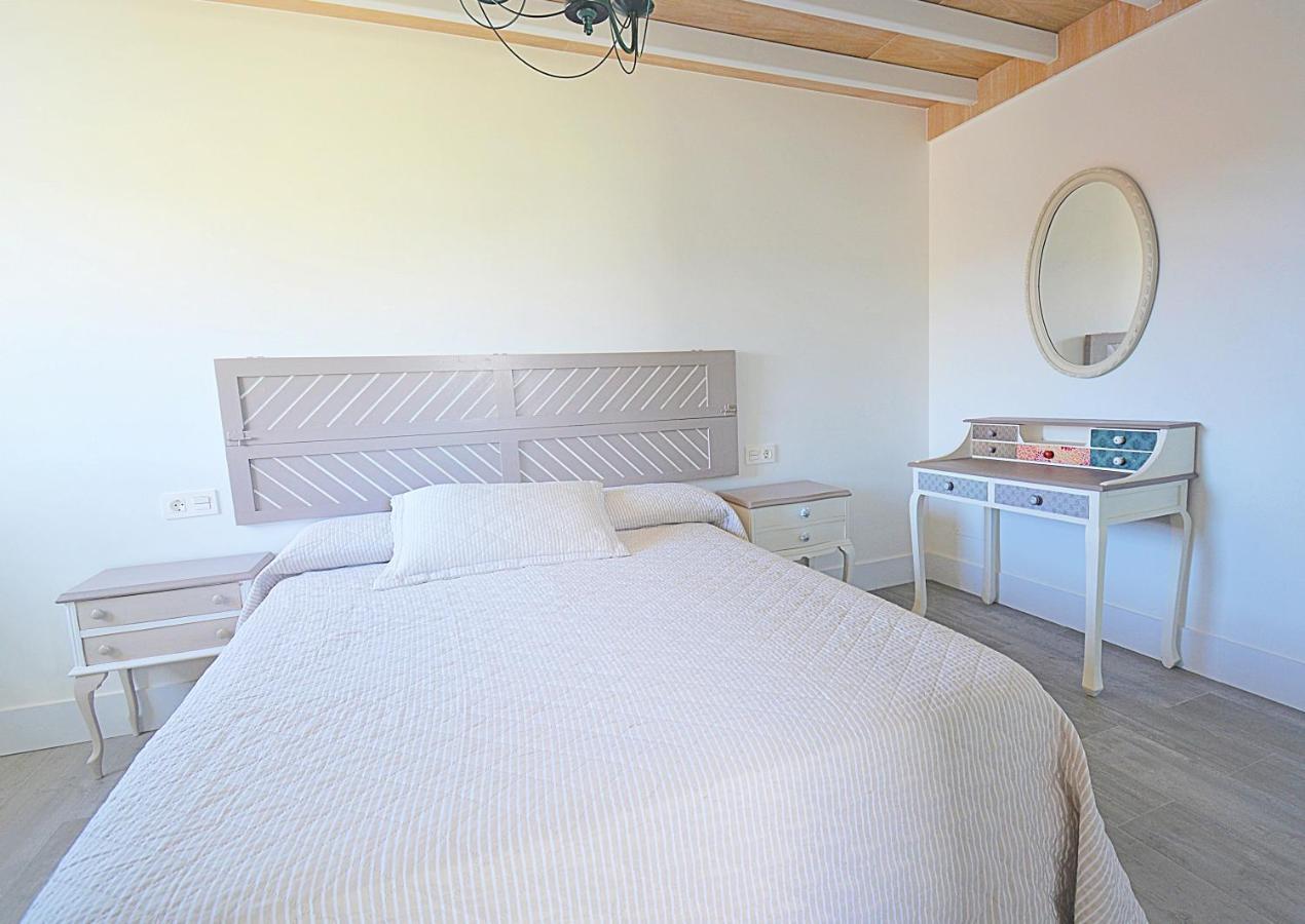 Galihost - Apartamentos Mamuela Ribadumia Exteriör bild