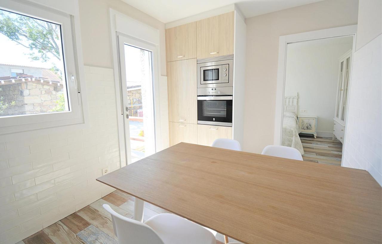 Galihost - Apartamentos Mamuela Ribadumia Exteriör bild