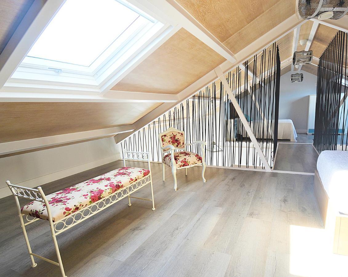 Galihost - Apartamentos Mamuela Ribadumia Exteriör bild