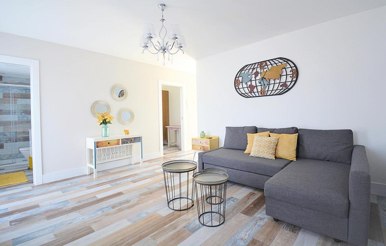 Galihost - Apartamentos Mamuela Ribadumia Exteriör bild